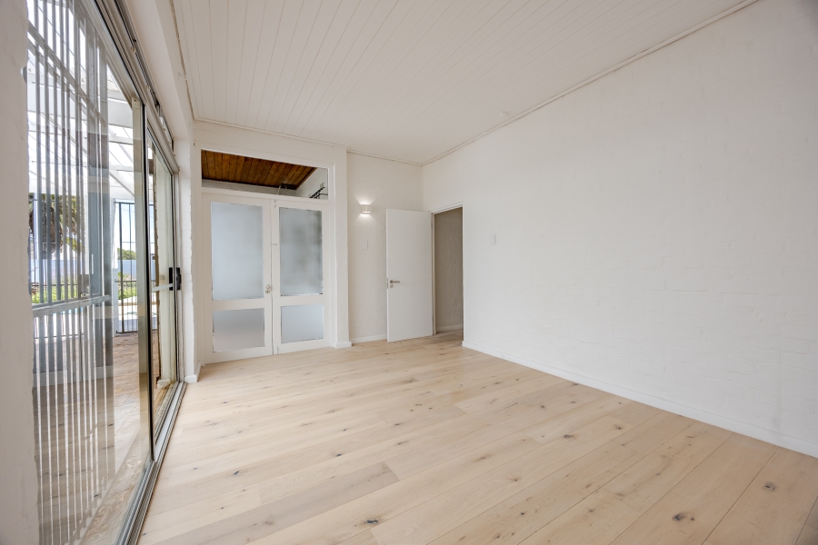 4 Bedroom Property for Sale in Milnerton Central Western Cape